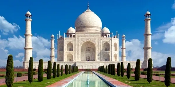 rs=w_600,h_300,cg_true (1) Taj Mahal, India's iconic mausoleum.